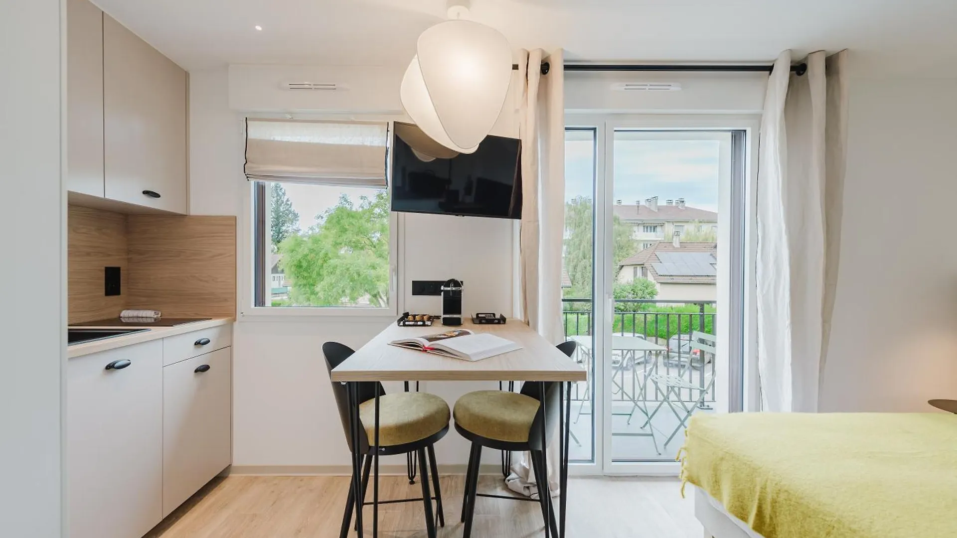Appart Hotel Neostelia Annecy Aparthotel