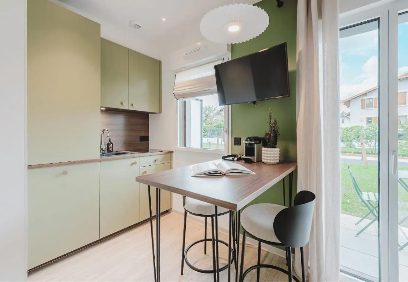 Appart Hotel Neostelia Annecy Aparthotel