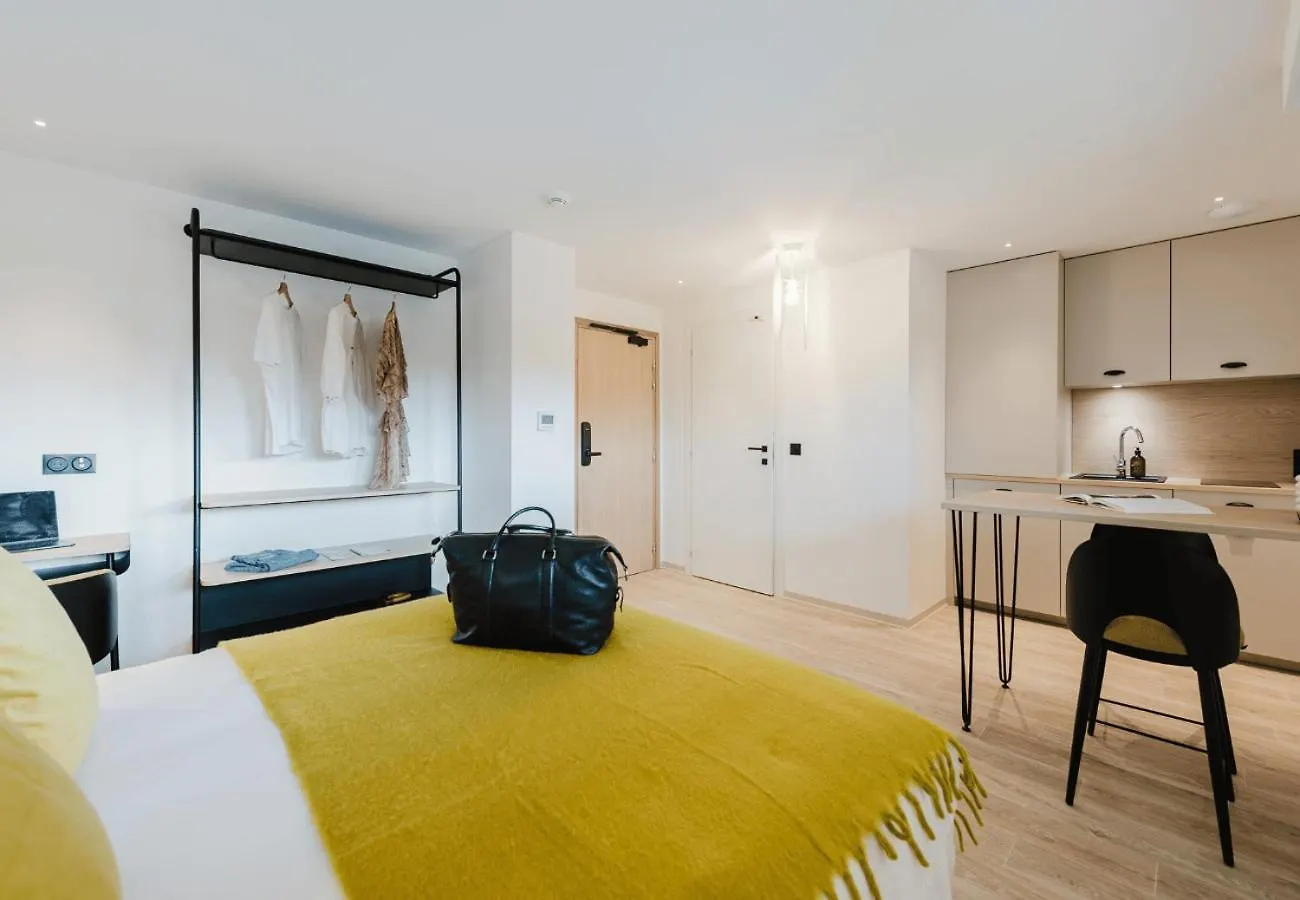 Appart Hotel Neostelia Annecy Apartahotel